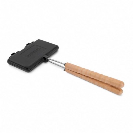 Petromax waffle iron with short wooden handle